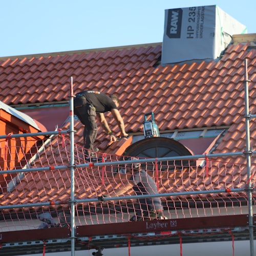 Tejador trabajando