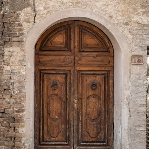 Puerta de madera